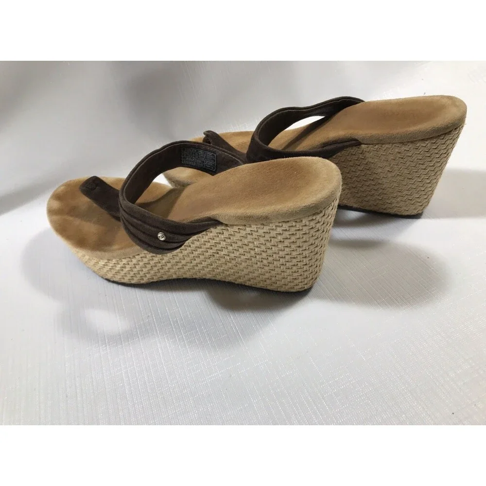UGG Womens Zamora 3093 Suede Slip On Wedge Thong Sandal Size US 7M